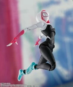 Spider-Man: Across The Spider-Verse S.H. Figuarts - Spider-Gwen Φιγούρα Δράσης (15cm) -EFANTASY εκπτώσεις 221250 3 0500 spider man across the spider verse s h figuarts spider gwen figoura drasis 15cm